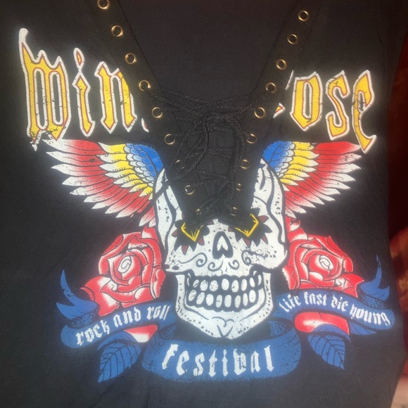 Black Very Soft Lace Up Rainbow Skull & Wings Rock & Roll Festival Short Sleeve - Picture 3 of 11